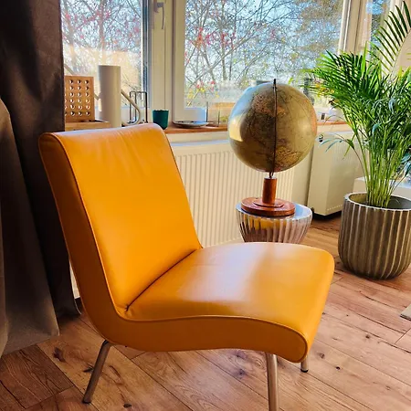 Schott Apartment